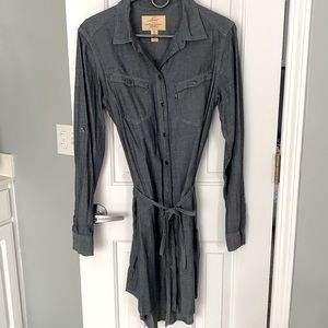 Levi’s denim shirt dress